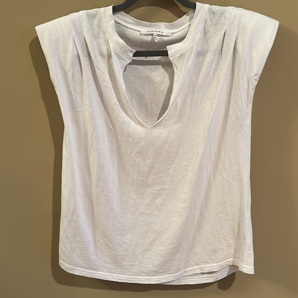 FRAME Padded Shoulder V-Neck T-Shirt - Picture 5 of 7